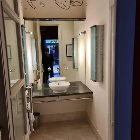 Independante Avec 1 Et 1 Bureau