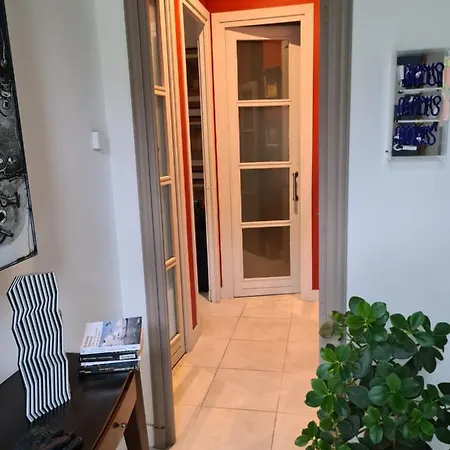 Indépendante Avec 1 Et 1 Bureau 3* Montpellier