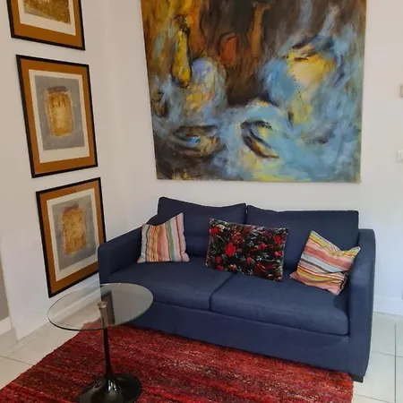 Bed & Breakfast Independante Avec 1 Et 1 Bureau