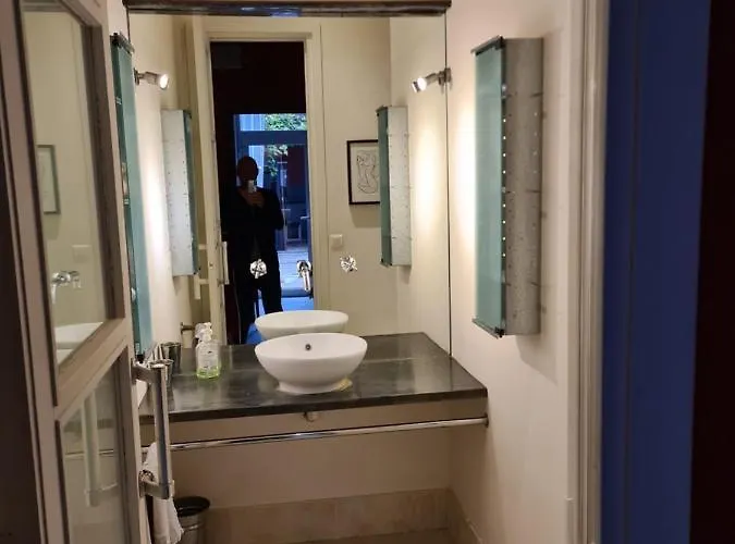 Independante Avec 1 Et 1 Bureau