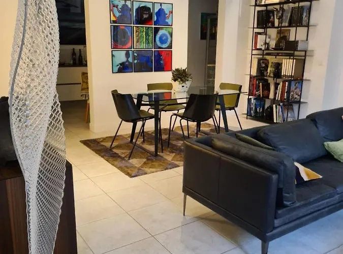 Independante Avec 1 Et 1 Bureau Alojamento de Acomodação e Pequeno-almoço Montpellier